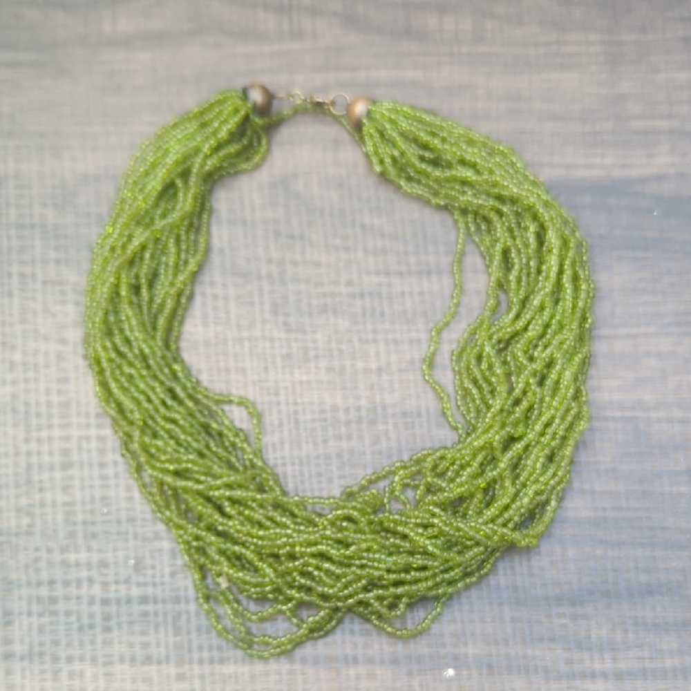 Elegant Green Beaded Necklace